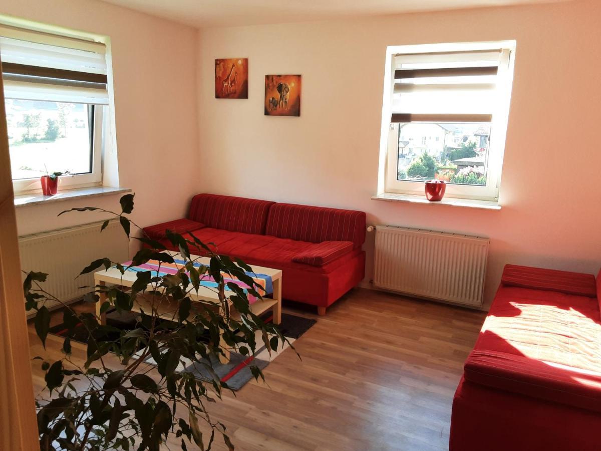 Apartment - Ferienwohnung 2 Treffen Am Ossiachersee Екстериор снимка